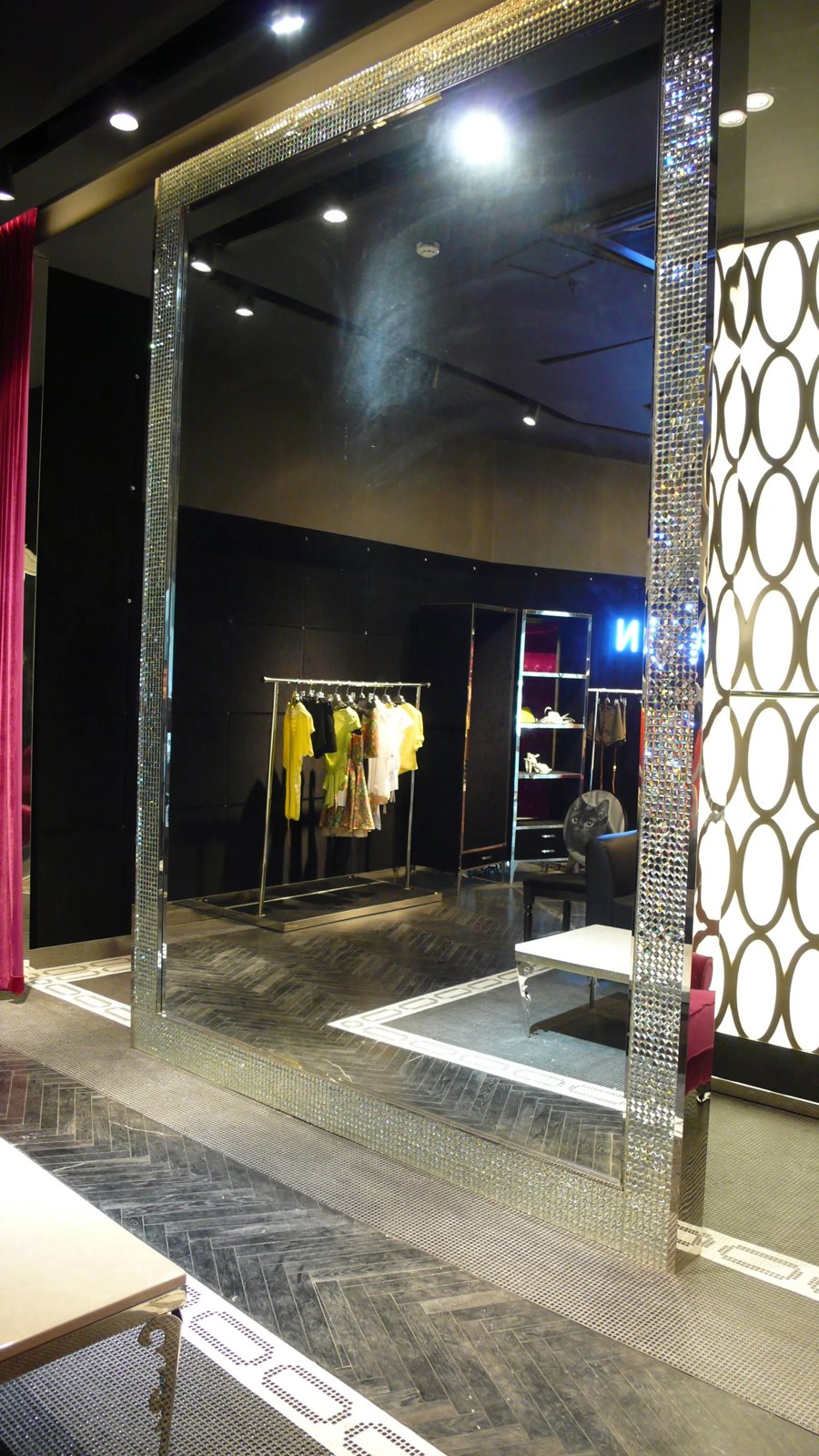 Fashion display in a storefront
